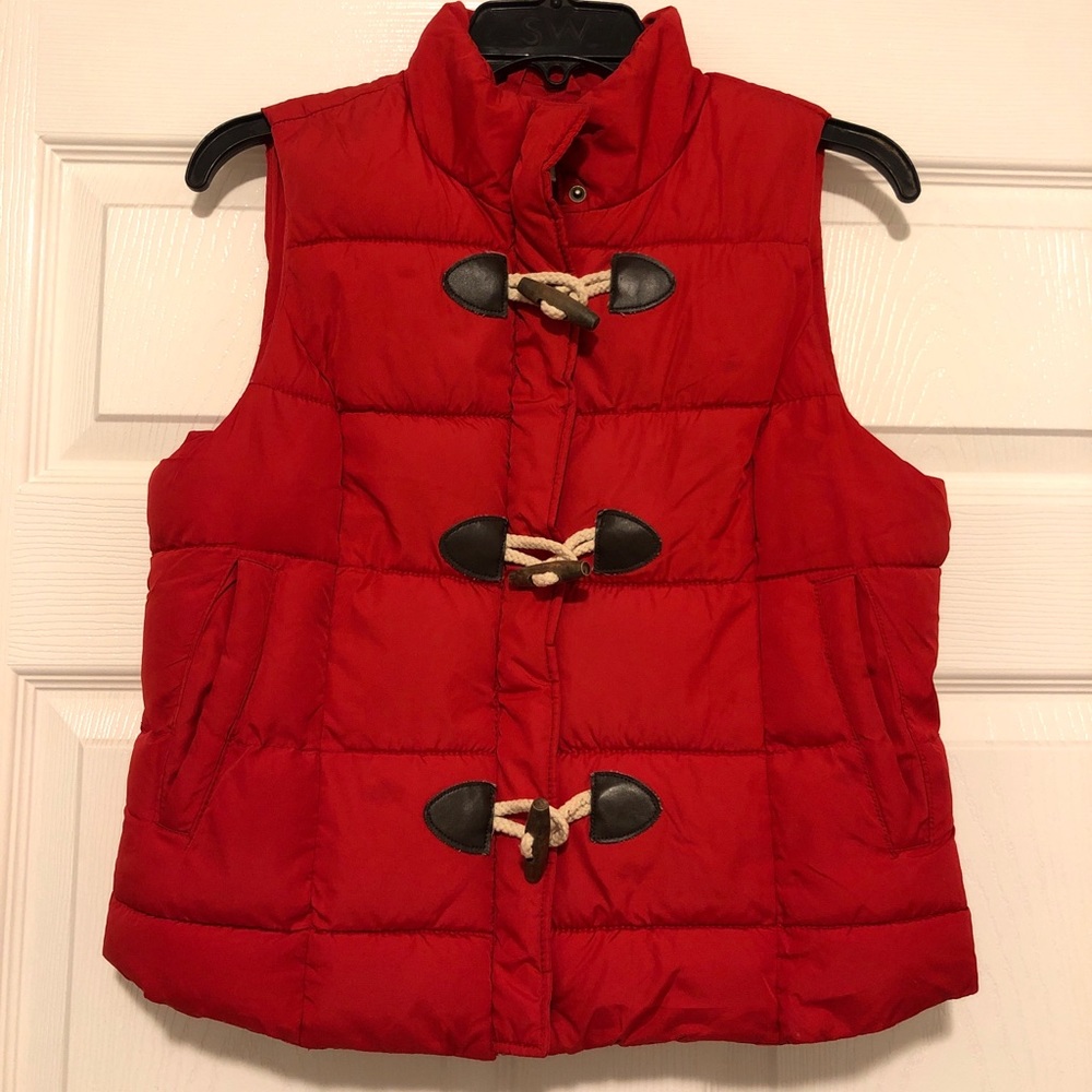 ARIZONA PUFFER VEST WITH TOGGLES AND HIDDEN ZIPPER